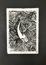 Load image into Gallery viewer, fish print making
